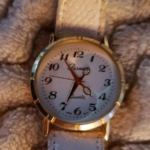 Cute scissor styled watch ⌚